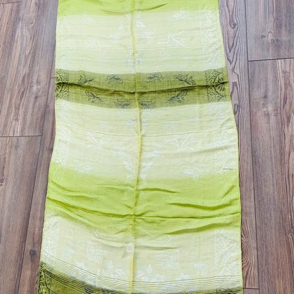 Scarf - Picture 6 of 6